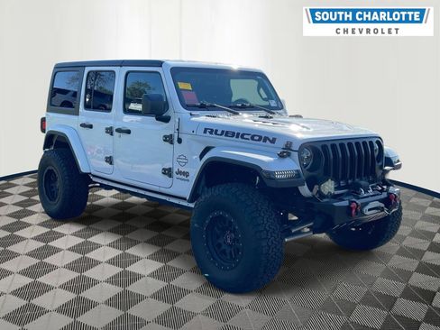 Used 2018 Jeep Wrangler Unlimited Rubicon image 3