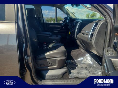 Used 2014 RAM 1500 Laramie AWD/4WD image 19