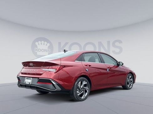 New 2026 Hyundai Elantra Limited image 7