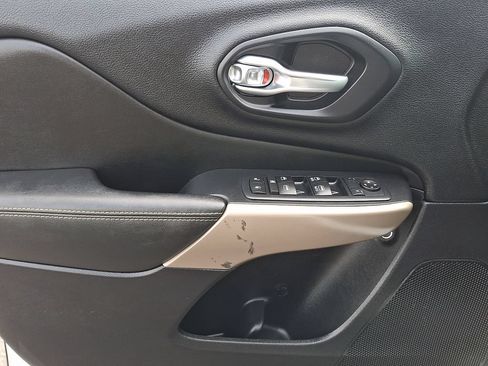 Used 2017 Jeep Cherokee High Altitude AWD/4WD image 15