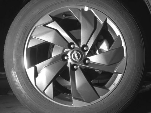 Used 2025 Nissan Rogue SV FWD image 16