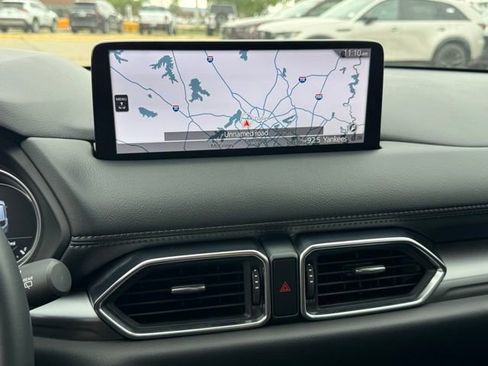 Used 2025 MAZDA CX-5 AWD 2.5 S w/ Preferred Package image 18