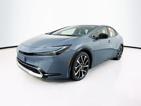 New 2026 Toyota Prius Plug-In Hybrid image 3