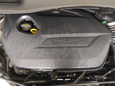 Used 2015 Ford Escape SE image 30