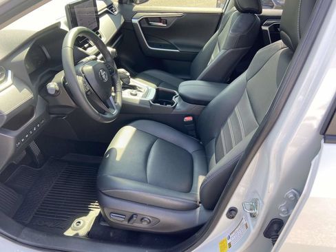 Used 2023 Toyota RAV4 Limited AWD/4WD image 20
