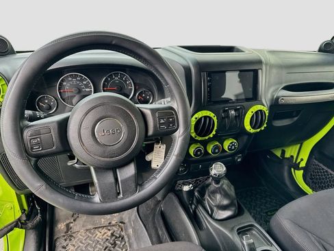 Used 2013 Jeep Wrangler Sport AWD/4WD image 23