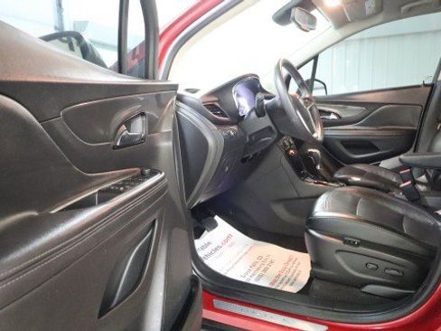 Used 2017 Buick Encore Essence image 9