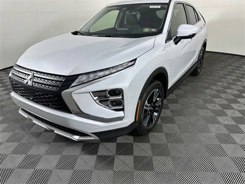 New 2025 Mitsubishi Eclipse Cross SE image 2
