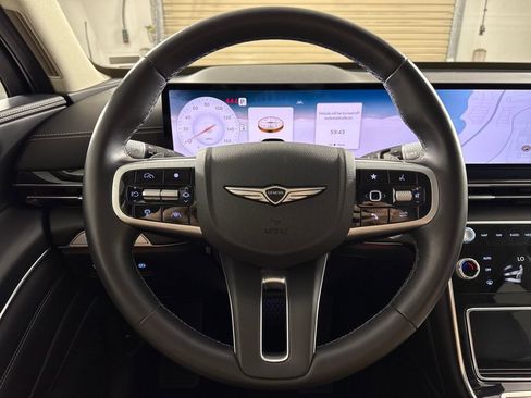 Certified 2025 Genesis GV80 2.5T Standard AWD/4WD image 16