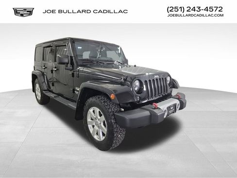 Used 2015 Jeep Wrangler Unlimited Sahara w/ Connectivity Group image 1