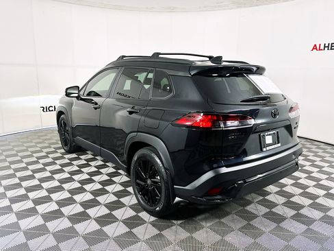 Used 2024 Toyota Corolla Cross AWD Hybrid image 5