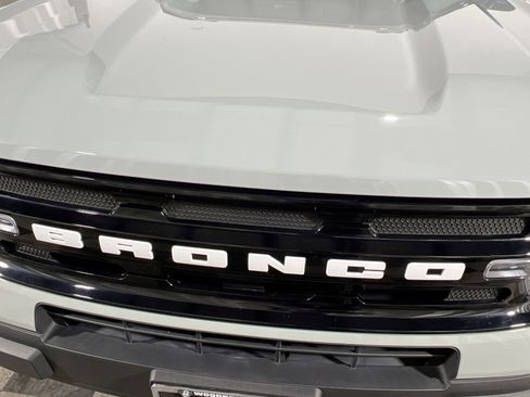 Used 2023 Ford Bronco Sport Outer Banks w/ Tech Package image 12