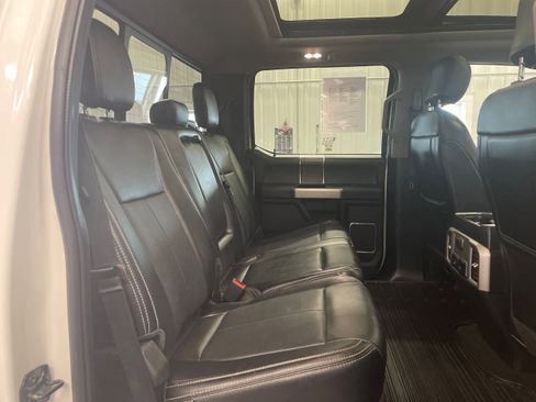 Used 2020 Ford F250 Lariat w/ Lariat Ultimate Package AWD/4WD image 29
