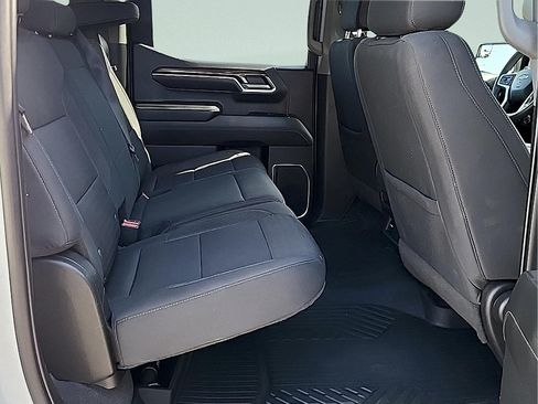 Used 2022 Chevrolet Silverado 1500 LT AWD/4WD image 10