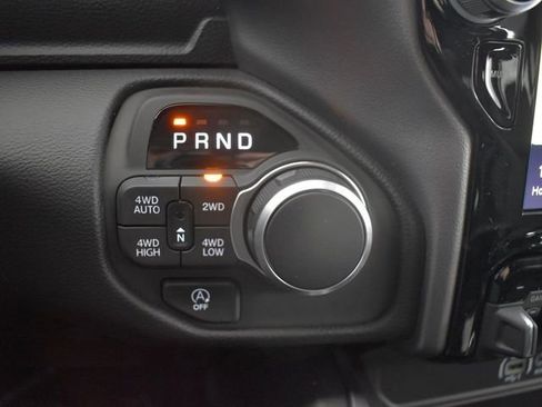 New 2026 RAM 1500 4x4 Crew Cab image 29