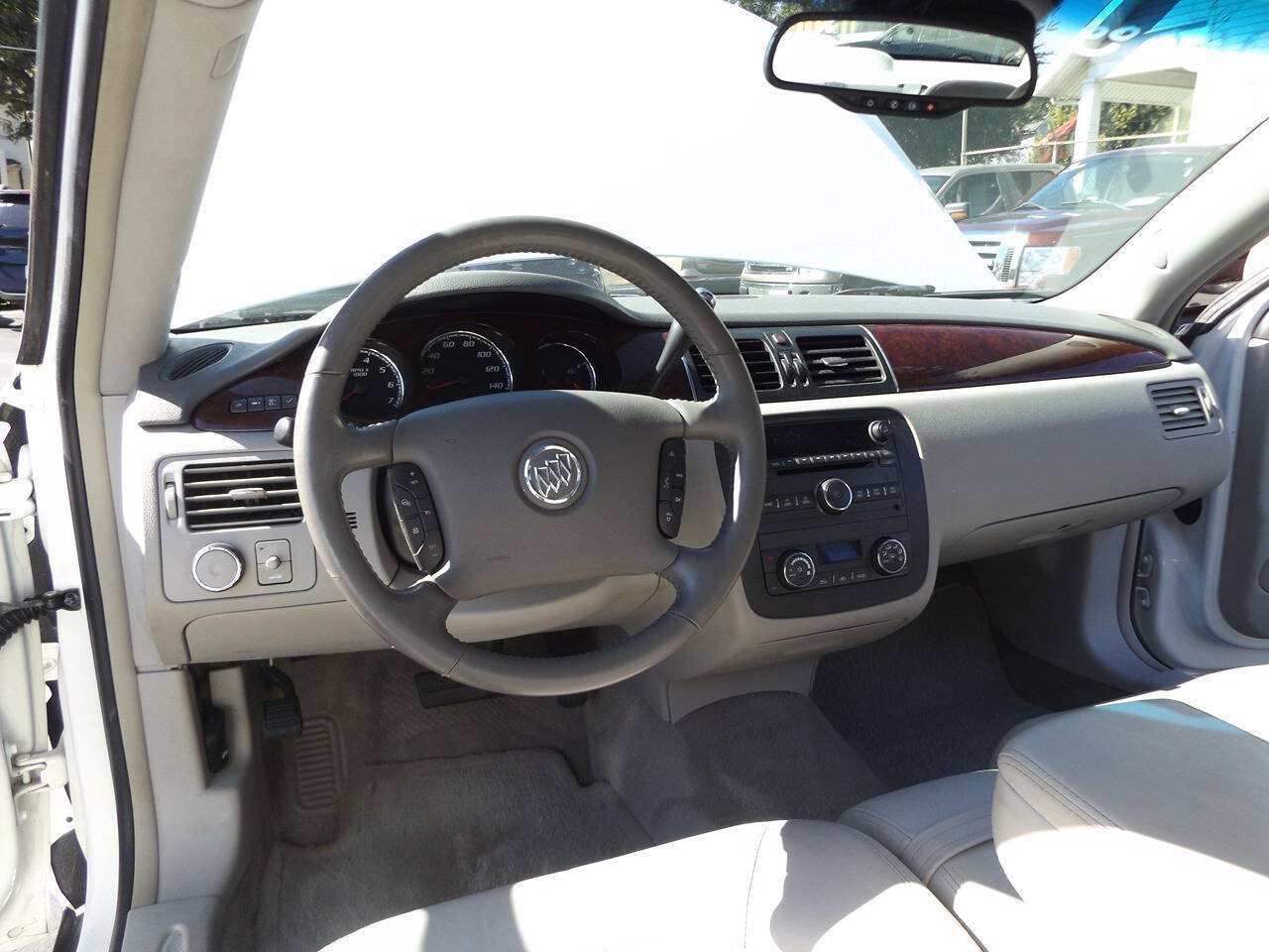 Used 2011 Buick Lucerne CXL FWD image 17