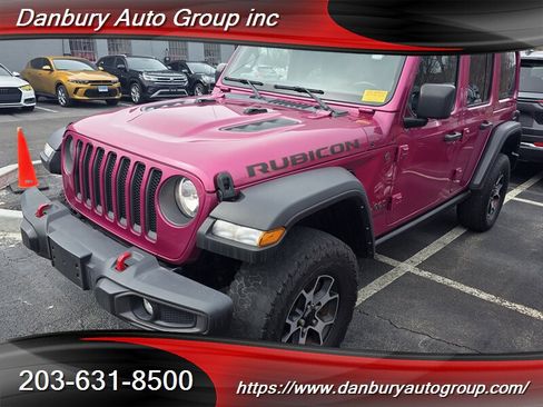 Used 2022 Jeep Wrangler Unlimited Rubicon w/ Cold Weather Group AWD/4WD image 1