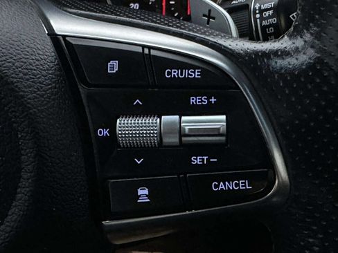 Used 2019 Genesis G70 3.3T Advanced w/ Prestige Package image 26