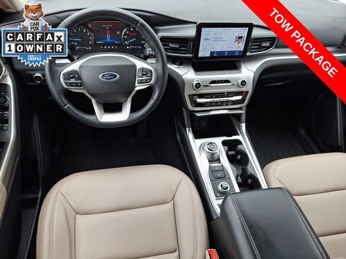 Used 2022 Ford Explorer XLT w/ Equipment Group 202A AWD/4WD image 11