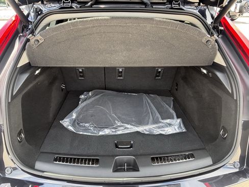Certified 2023 Cadillac XT4 Premium Luxury FWD image 12