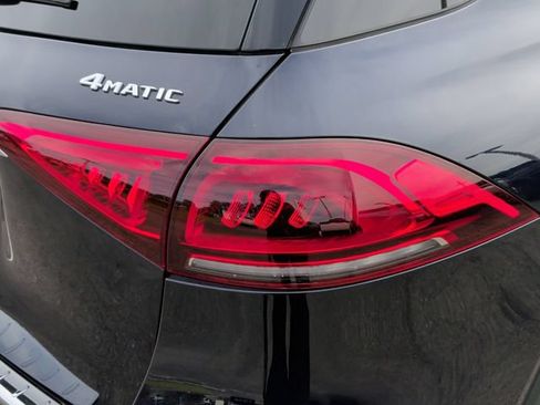 Used 2022 Mercedes-Benz GLE 350 4MATIC image 8