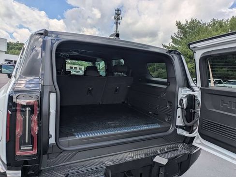 New 2026 GMC Hummer EV SUV AWD/4WD image 32