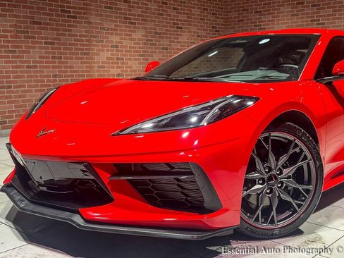 Used 2025 Chevrolet Corvette Stingray Preferred Cpe w/ 2LT image 4