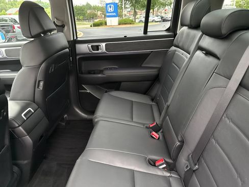Certified 2024 Hyundai Santa Fe Limited AWD/4WD image 22