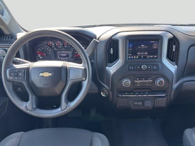 Used 2025 Chevrolet Silverado 1500 Custom AWD/4WD image 18