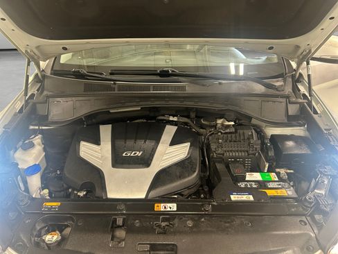 Used 2014 Hyundai Santa Fe Limited FWD image 24