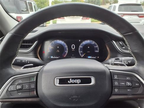 Used 2021 Jeep Grand Cherokee L Limited image 22