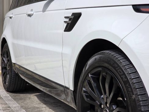 Used 2019 Land Rover Range Rover Sport HSE AWD/4WD image 41