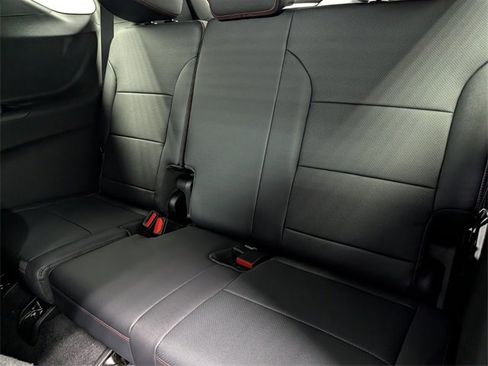 New 2026 Chevrolet Traverse Z71 image 15