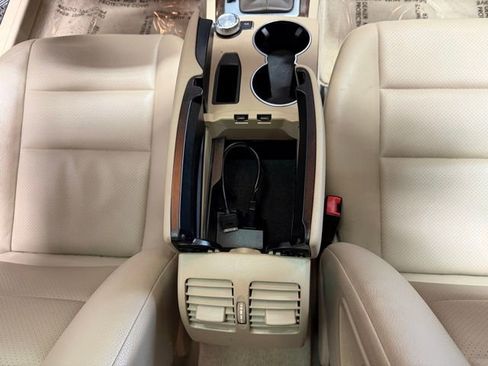 Used 2013 Mercedes-Benz C 300 4MATIC Sedan image 33