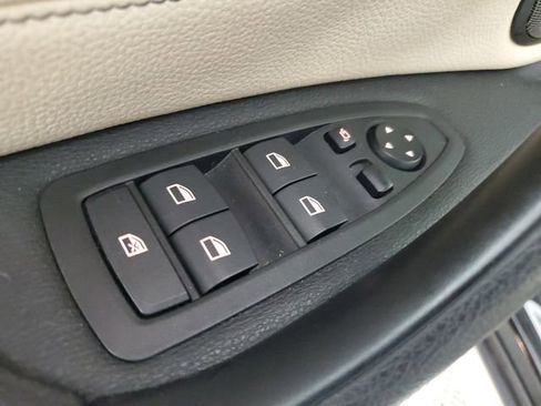 Used 2017 BMW X1 xDrive28i image 18