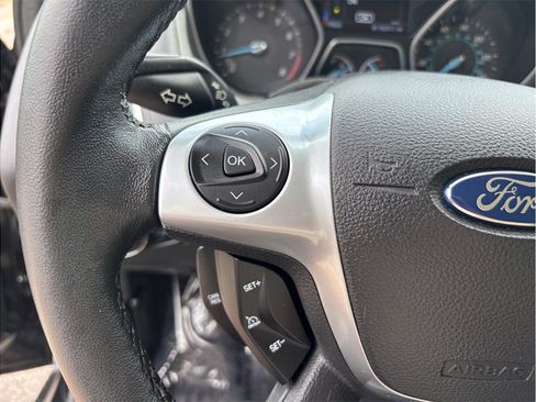 Used 2014 Ford Focus Titanium FWD image 20
