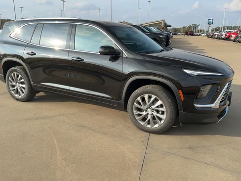 New 2026 Buick Enclave Preferred image 9