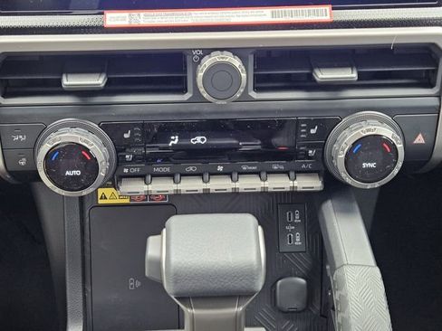 New 2026 Toyota 4Runner Limited AWD/4WD image 16