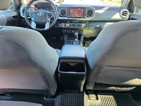 Used 2023 Toyota Tacoma SR5 w/ Technology Package AWD/4WD image 16