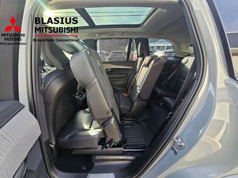 Used 2025 Volvo XC90 B6 Ultra w/ Protection Package Premier image 24