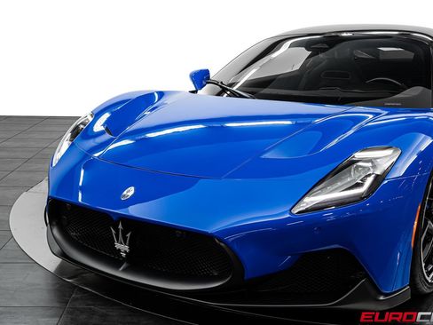 Used 2023 Maserati MC20 Coupe RWD image 14