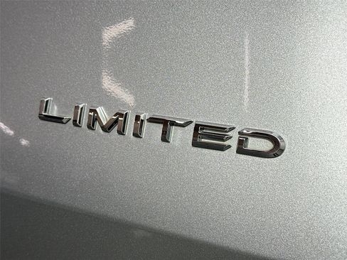 Used 2024 Toyota Grand Highlander AWD Hybrid image 15