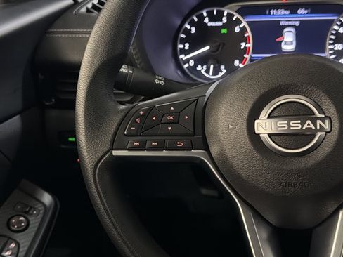 Used 2025 Nissan Sentra SV FWD image 29