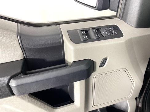 Used 2019 Ford F150 XL w/ Equipment Group 101A Mid AWD/4WD image 13