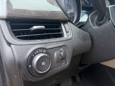Used 2020 Buick Envision Preferred FWD image 11