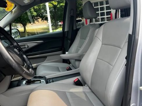 Used 2020 Honda Pilot EX-L image 11