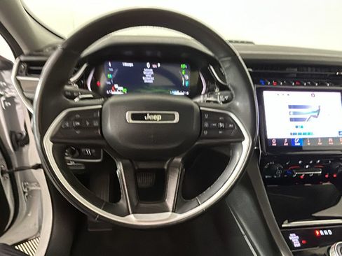 Used 2023 Jeep Grand Cherokee 4WD 4xe w/ Luxury Tech Group II image 17