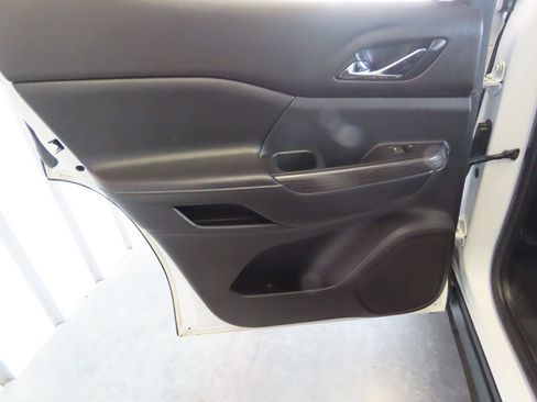 Used 2019 GMC Acadia SLT FWD image 23