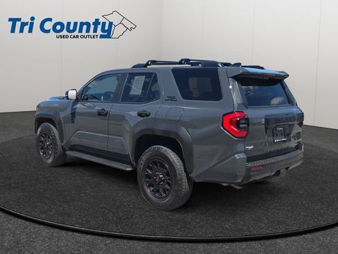 Certified 2025 Toyota 4Runner TRD Off-Road Premium AWD/4WD image 6