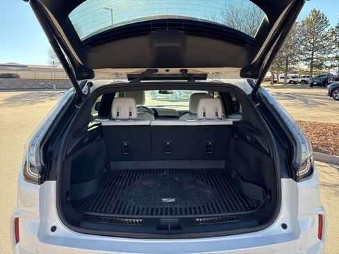 Certified 2024 Cadillac XT4 Sport image 21